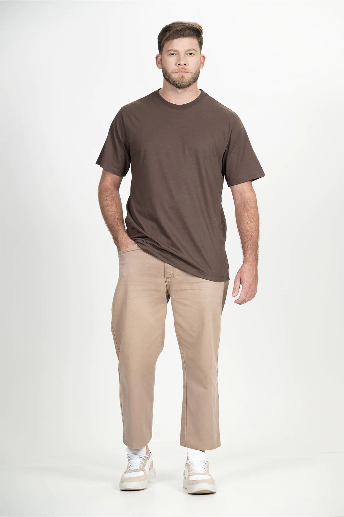 Camiseta Casual Básico – Marrom