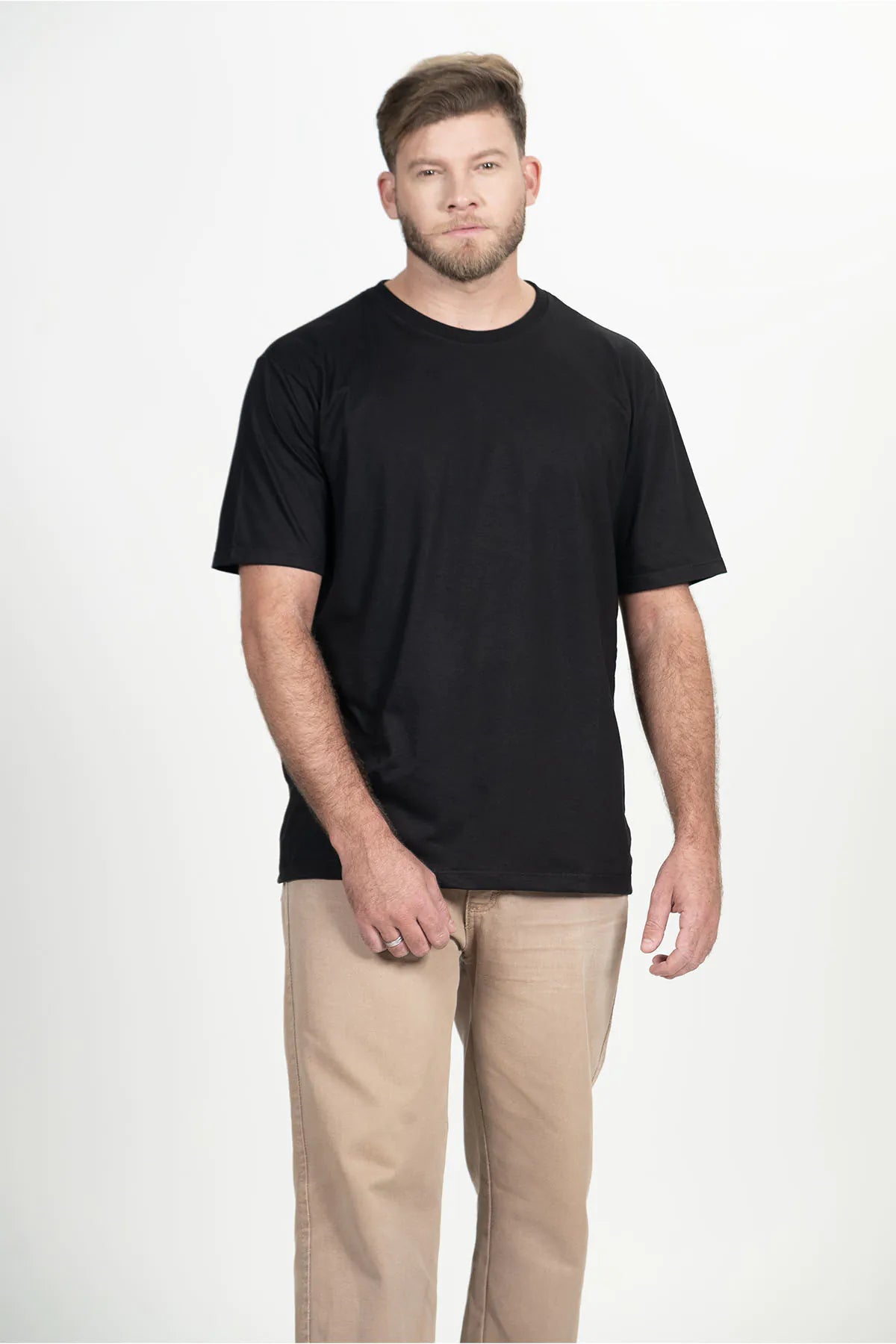 Camiseta Casual Básico – Preta