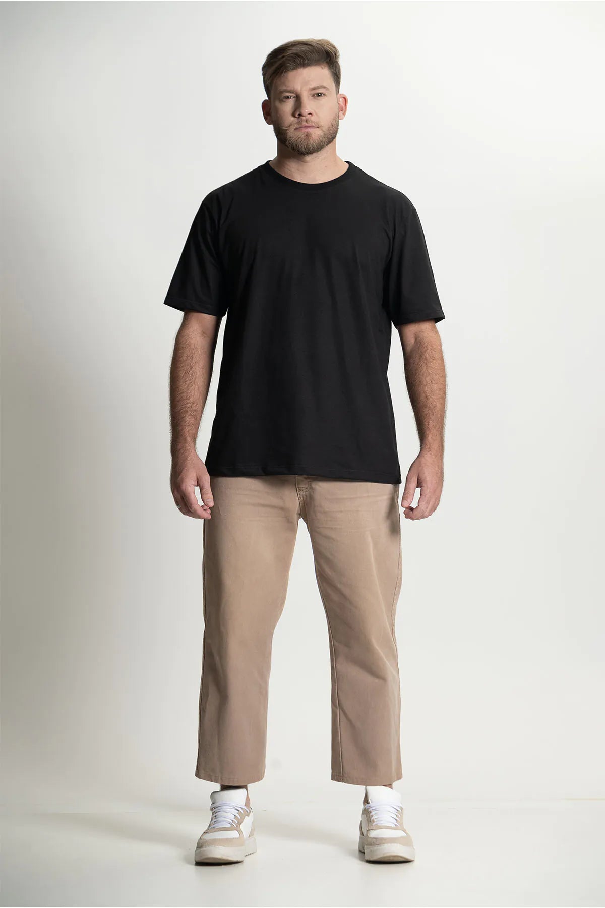 Camiseta Casual Básico – Preta