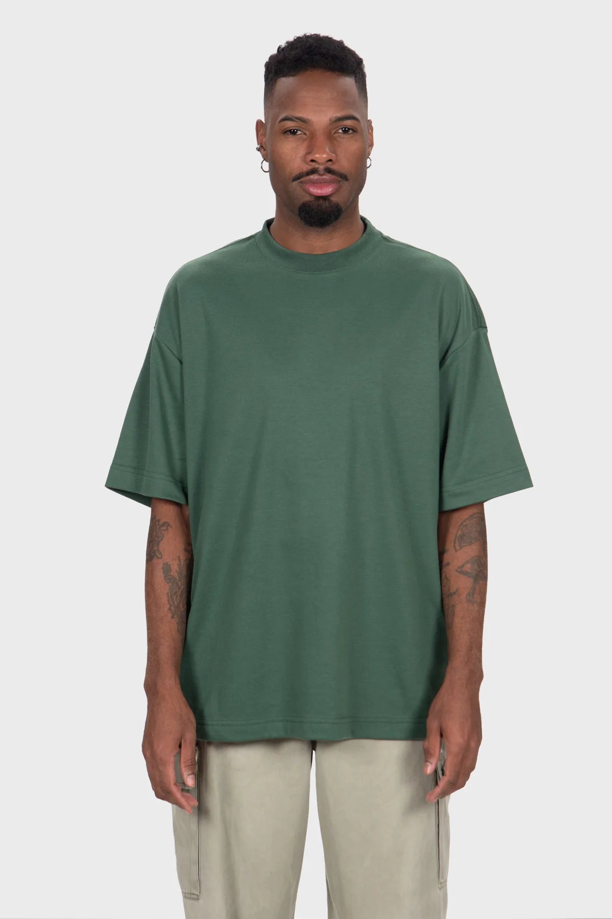 Camiseta Oversized Pure Premium – Verde Militar