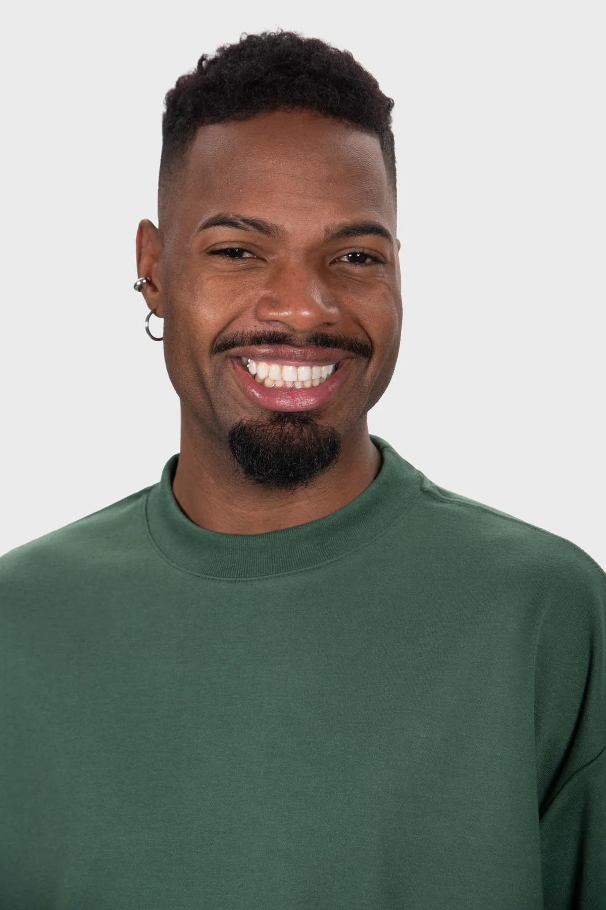 Camiseta Oversized Pure Premium – Verde Militar