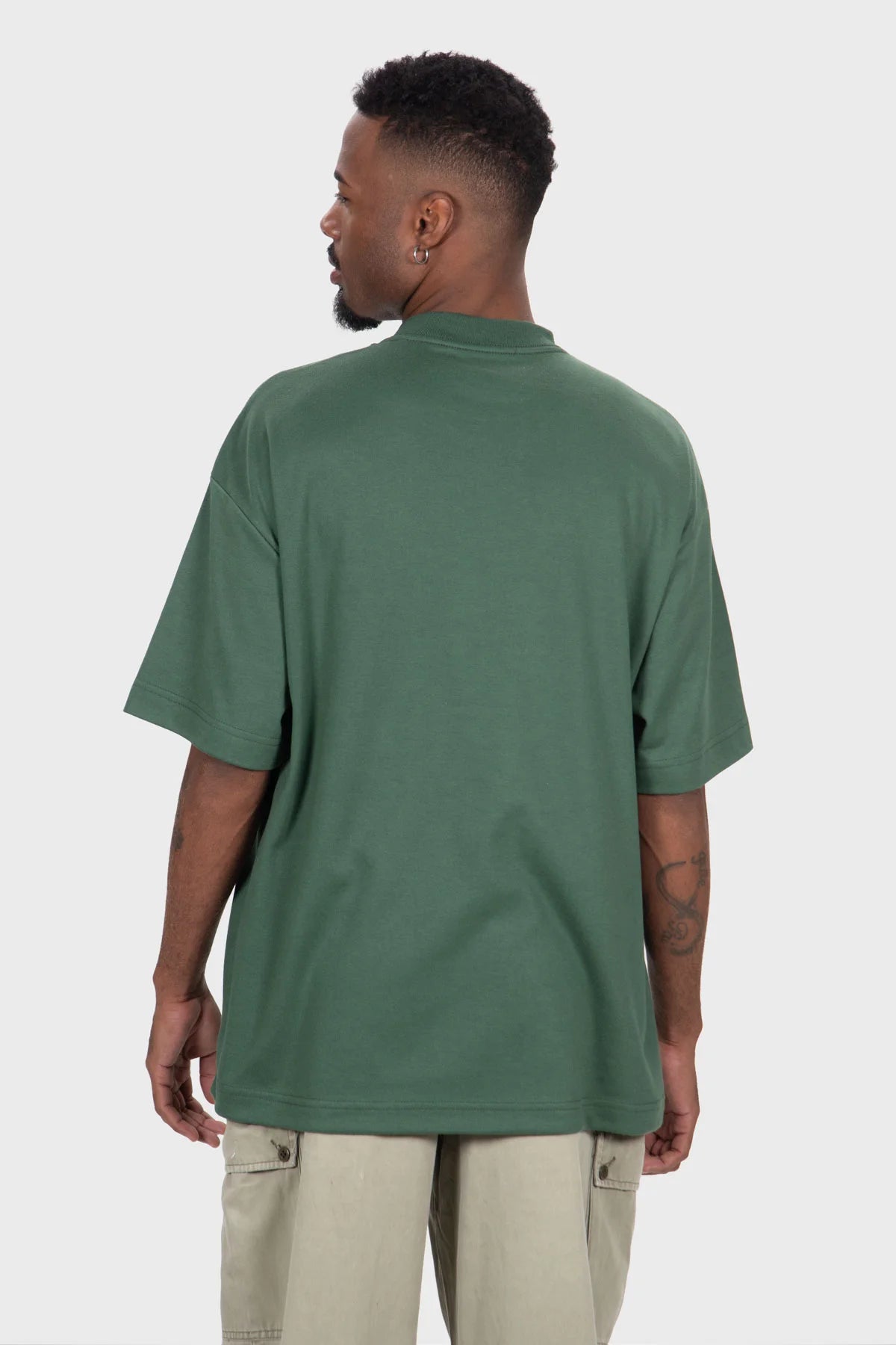 Camiseta Oversized Pure Premium – Verde Militar
