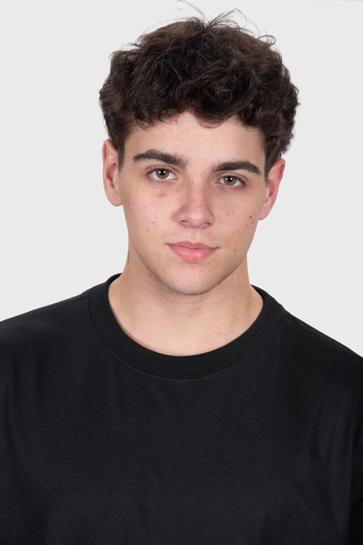 Camiseta Streetwear Block Básica – Preta