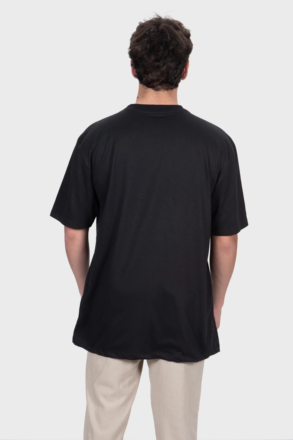 Camiseta Streetwear Block Básica – Preta